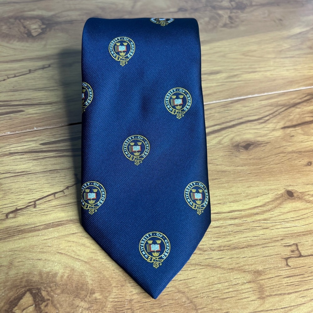 University of Oxford Necktie Navy Blue Crest Logo Collegiate Preppy NWT